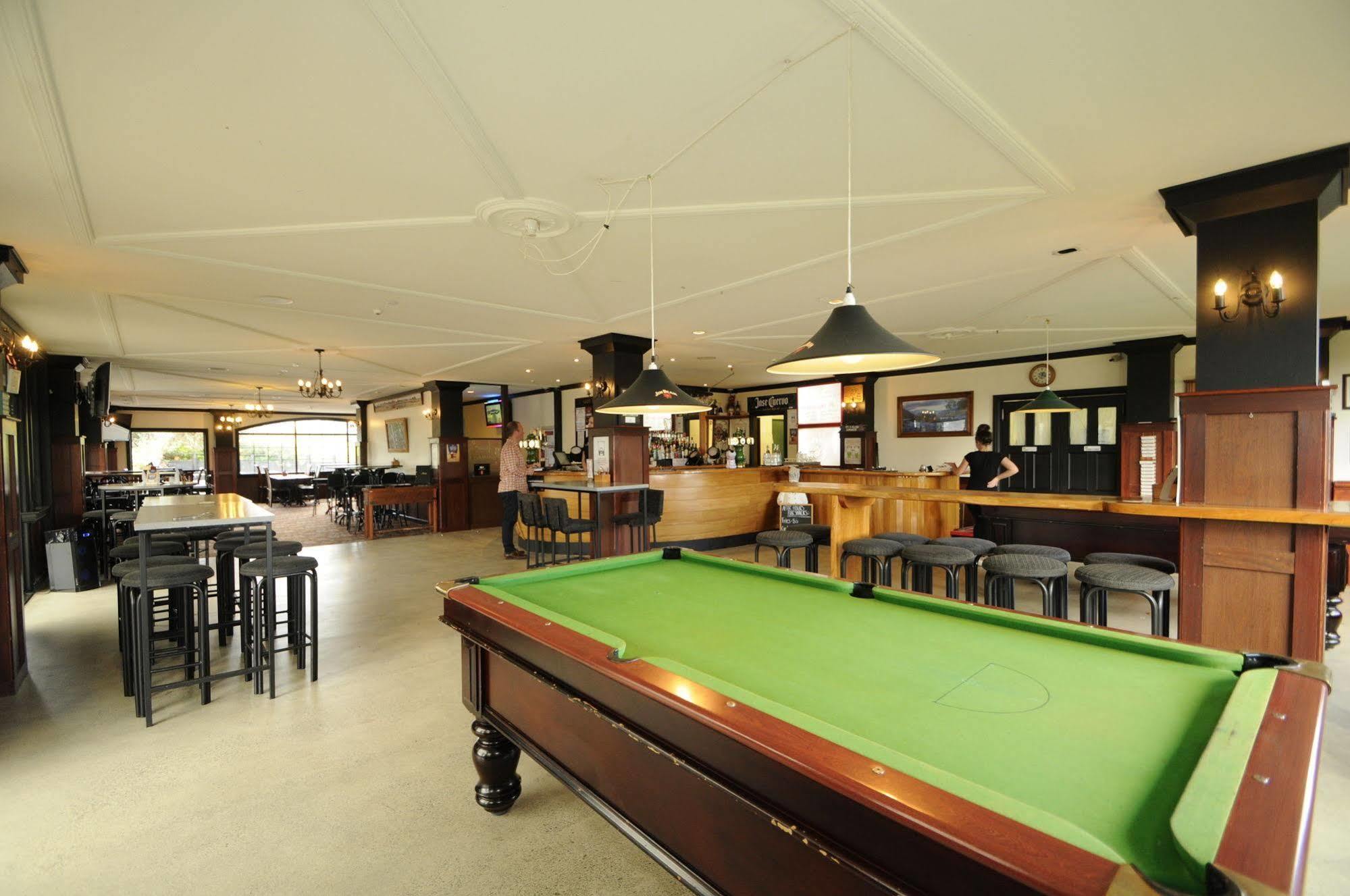 Salty Dog Inn Snells Beach Exteriér fotografie
